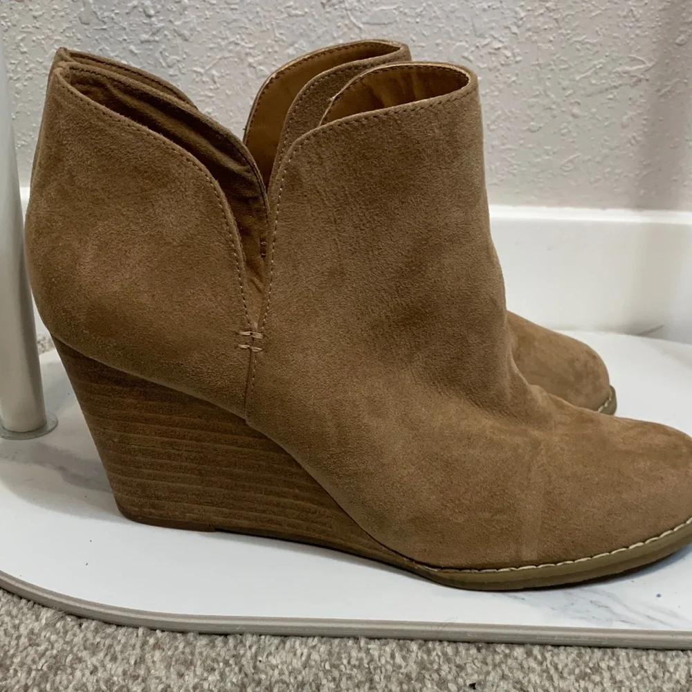 Abound Camel Suede Wedge Ankle‎ Boots